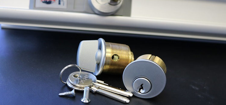 Commercial Lock Installation El Rio